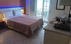 Oasis Blue Inn