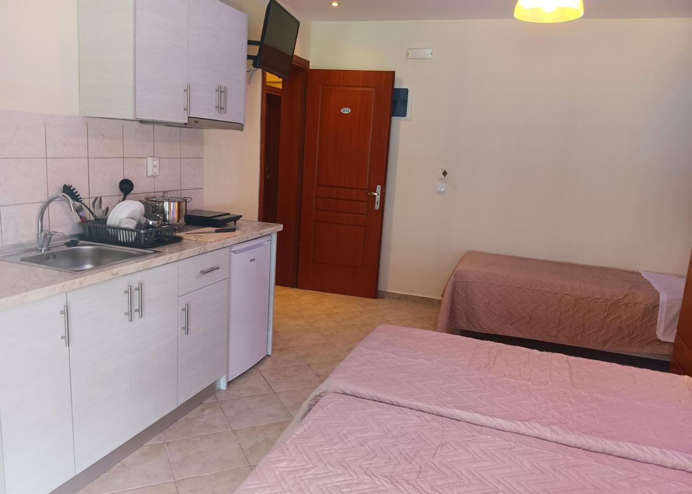 Oasis Blue Inn Λεπτοκαρυά Εξωτερικό φωτογραφία