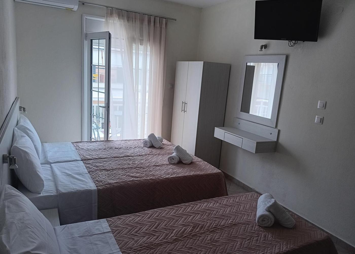 Oasis Blue Inn Λεπτοκαρυά Εξωτερικό φωτογραφία